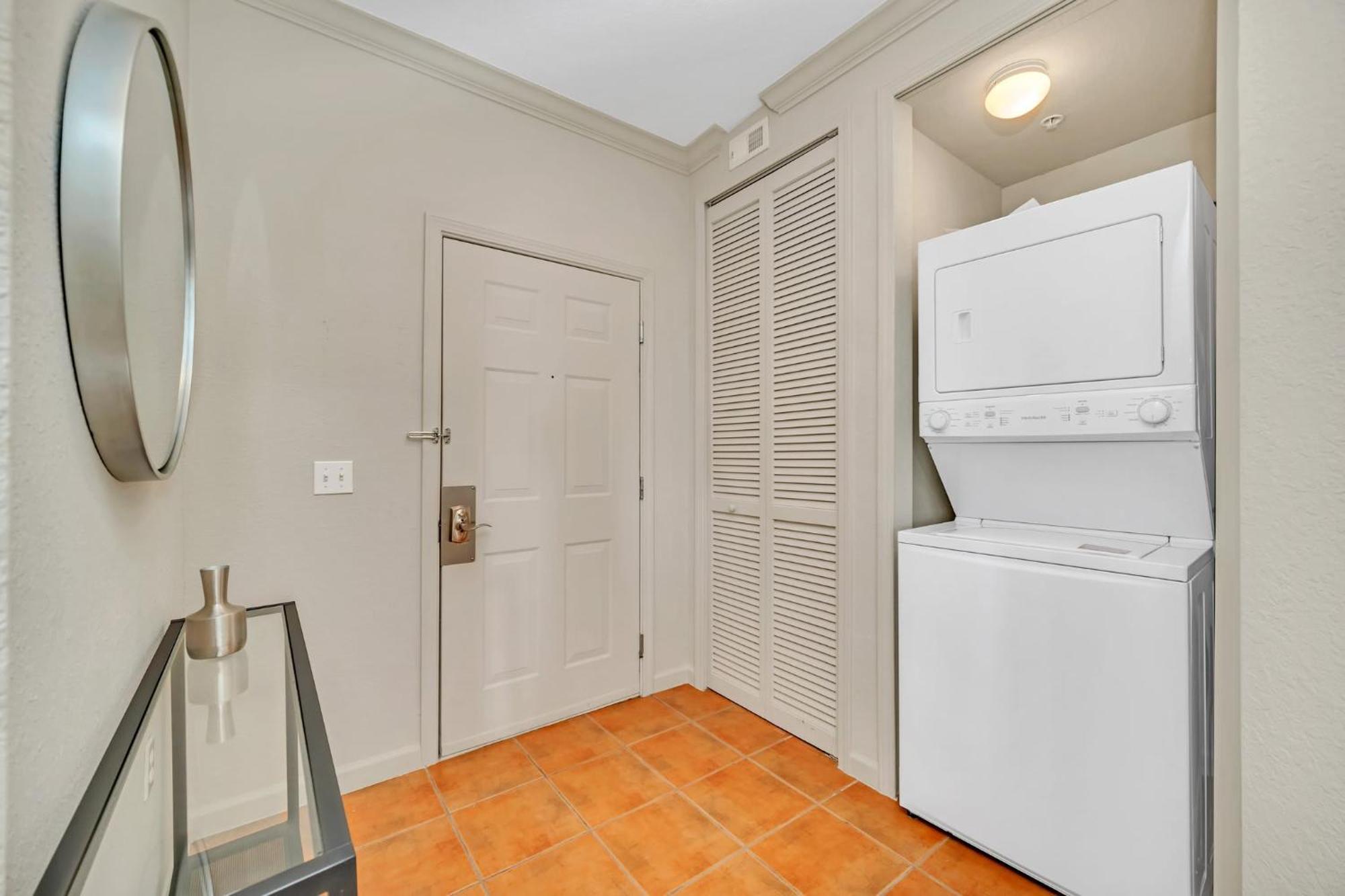 Spacious 2Br Condo W Pool & Hot Tub Near Disney Орландо Екстериор снимка